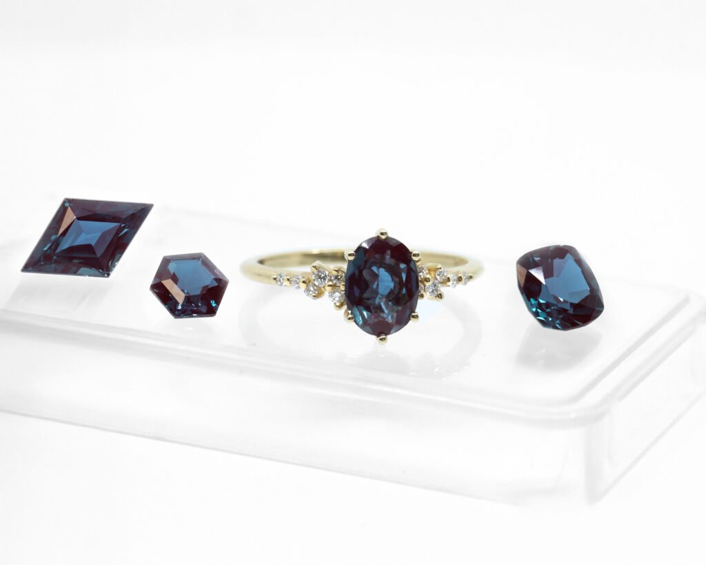 What Makes an Engagement Ring “Unique”? Design Elements Beyond the Traditional Solitaire